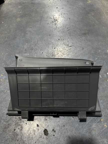 جعبه داشبورد جک J4 اصلی شرکتی